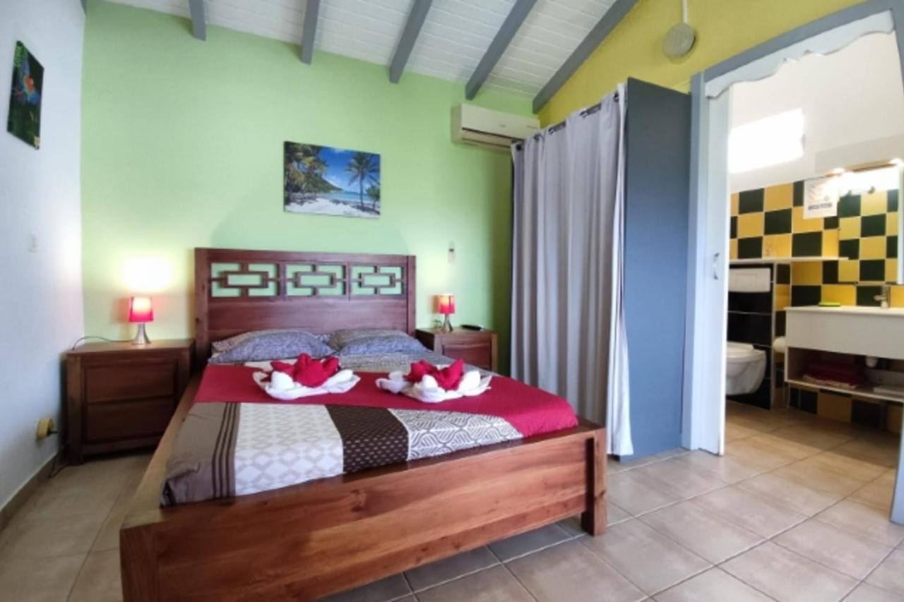 Bungalow With Sea View In ديساي المظهر الخارجي الصورة