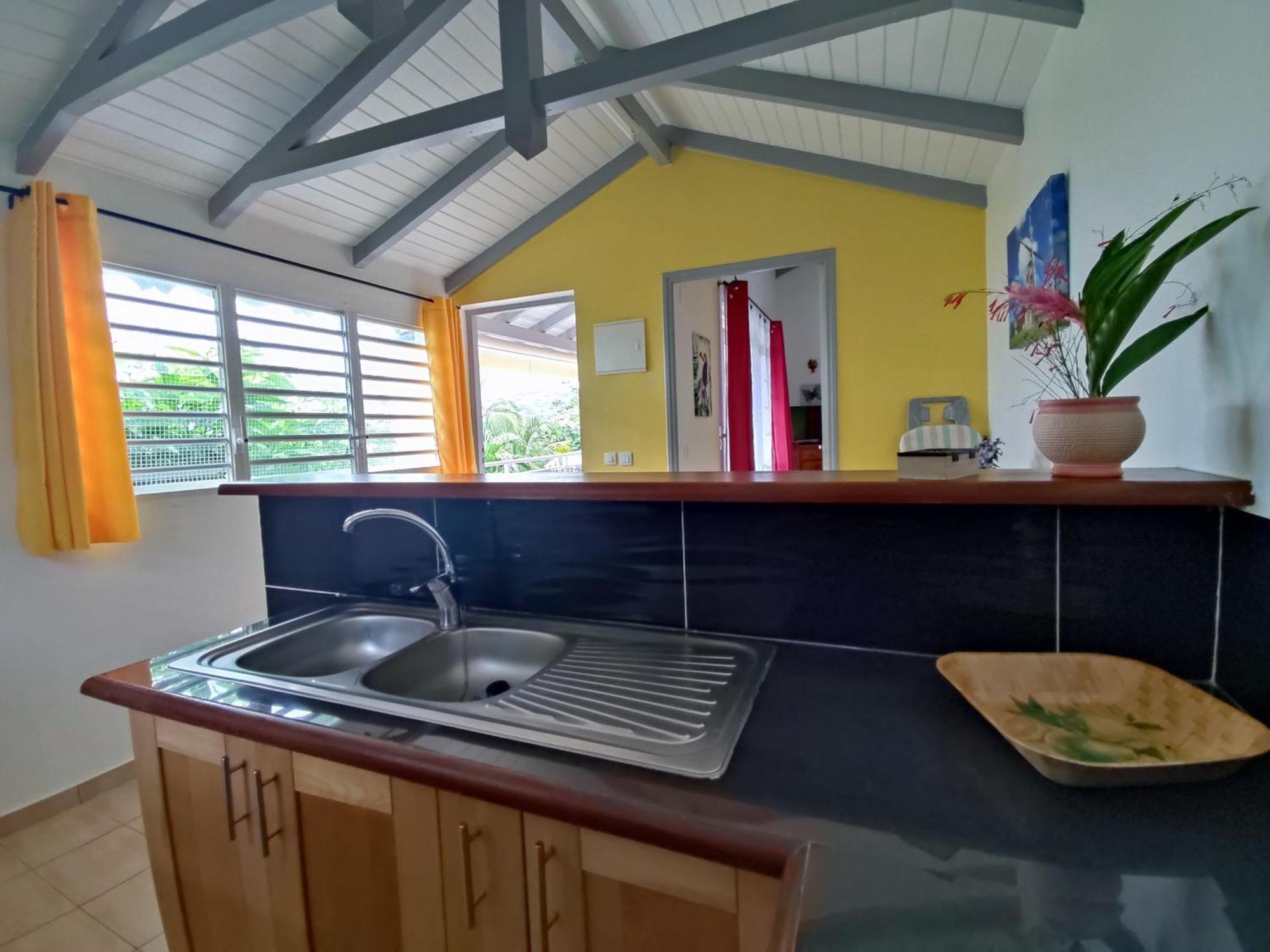 Bungalow With Sea View In ديساي الغرفة الصورة