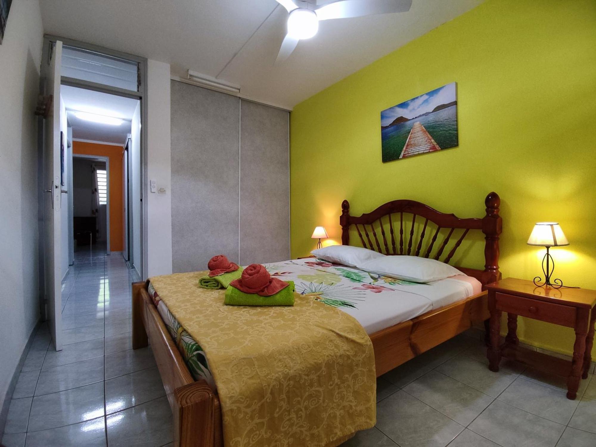 Bungalow With Sea View In ديساي المظهر الخارجي الصورة